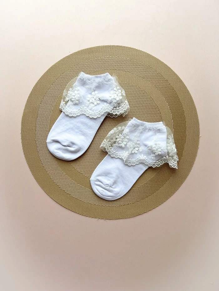 جوراب مچی زنانه لب توری نوستالژی سفید