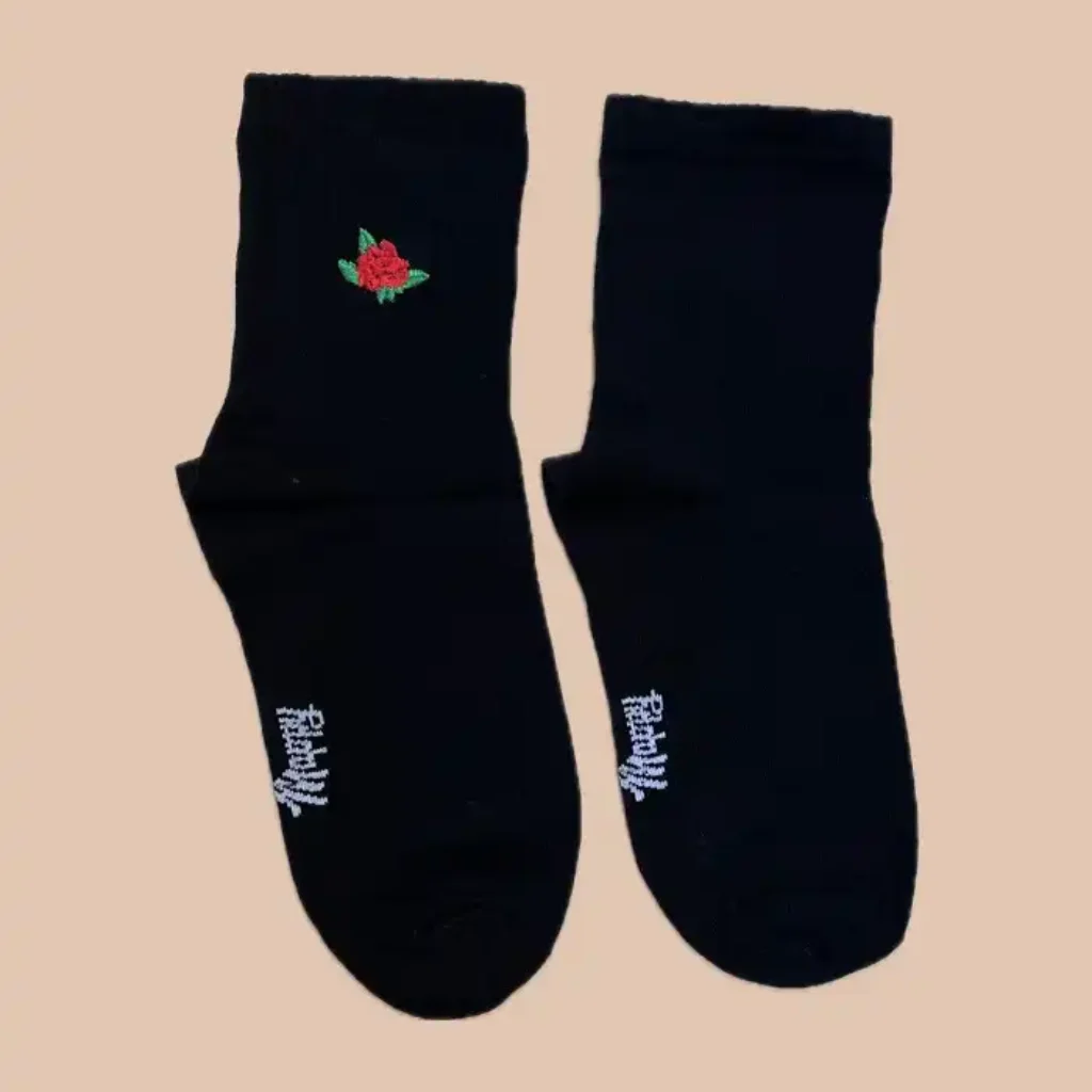 جوراب نیم ساق زنانه گلدوزی طرح گل رز